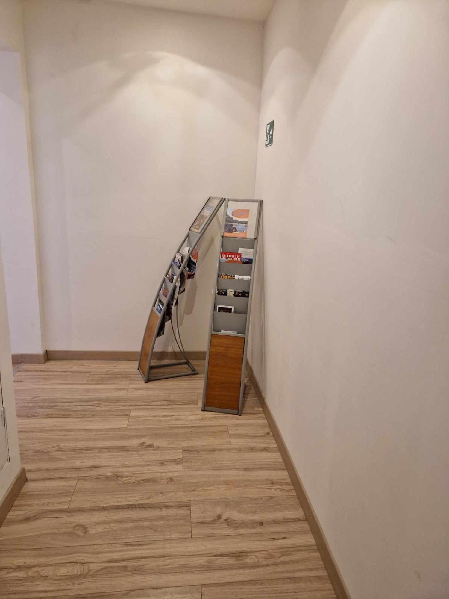 09 - Joli Studio Avec 2 Lits, Logement Tout Equipe Pour 1, 2 Ou 3 Personnes Maximum, Vue Sur Parc Arbore, Parking Privatif Gratuit, Grand Fourgon Possible, Tout Le Linge De Maison Est Fourni Razac-sur-lʼIsle Buitenkant foto